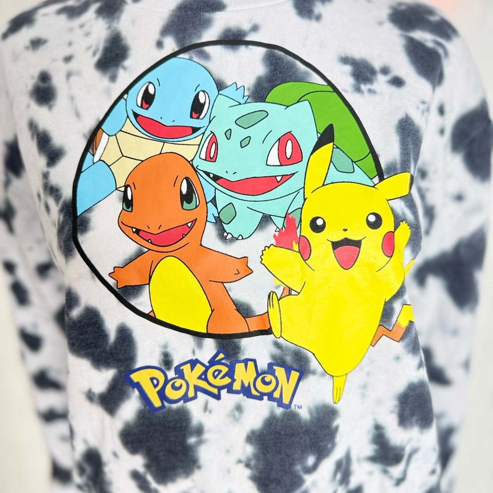 Pokémon Women's Pikachu Bulbasaur Charmander Squirtle Cropped Tie-Dye Shirt SZ M - Picture 2 of 8